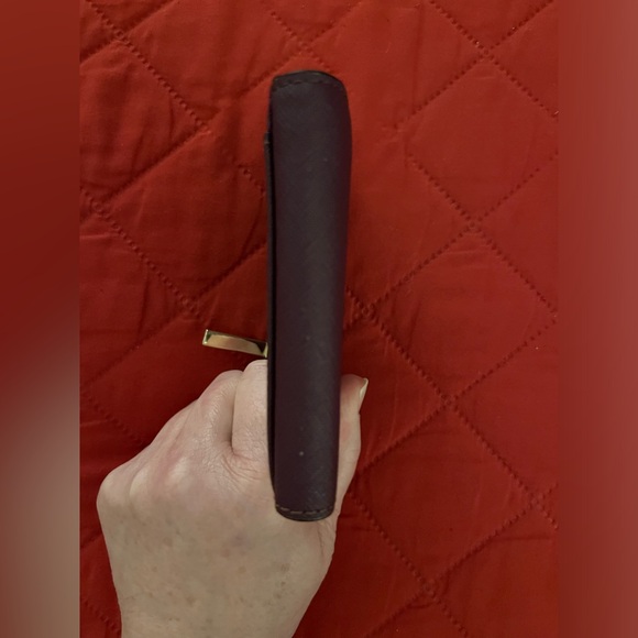 Kate Spade Burgundy/Wine Bifold Wallet with Gold Tone Accents. - Picture 4 of 9